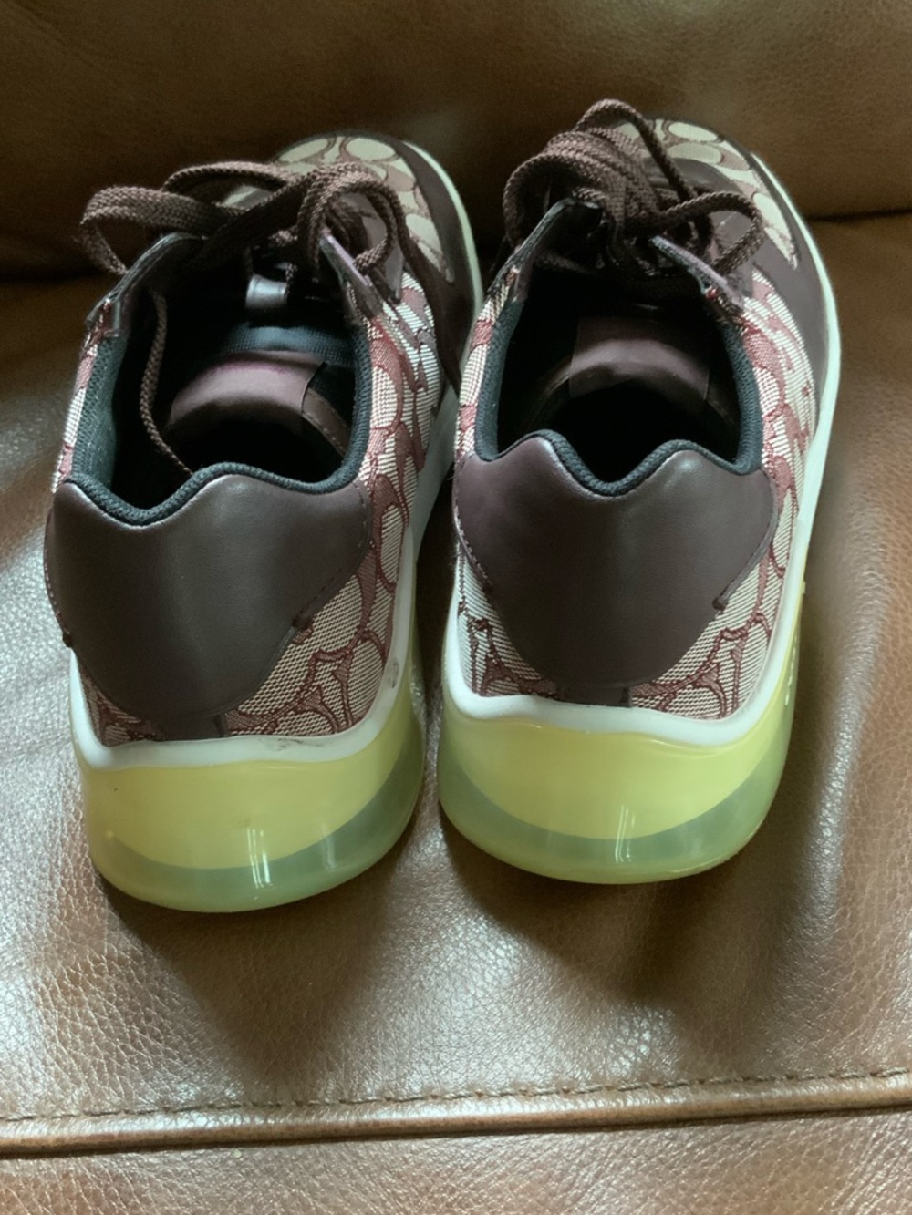 COACH citysole court Sneakers. Barely worn. Work, travel, school. Sz. 10 D - Picture 4 of 7